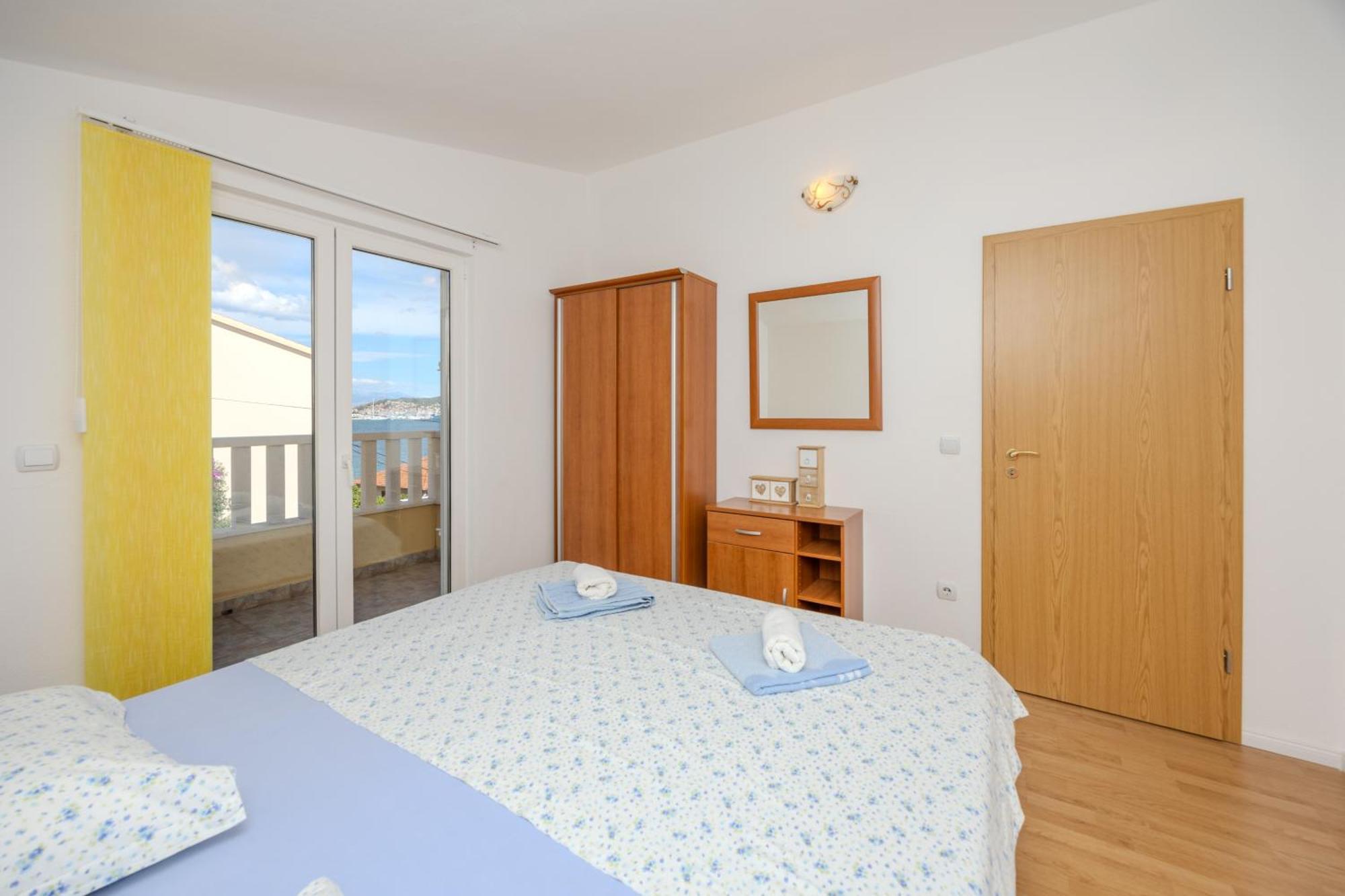 Apartman Markulin Trogir Zewnętrze zdjęcie